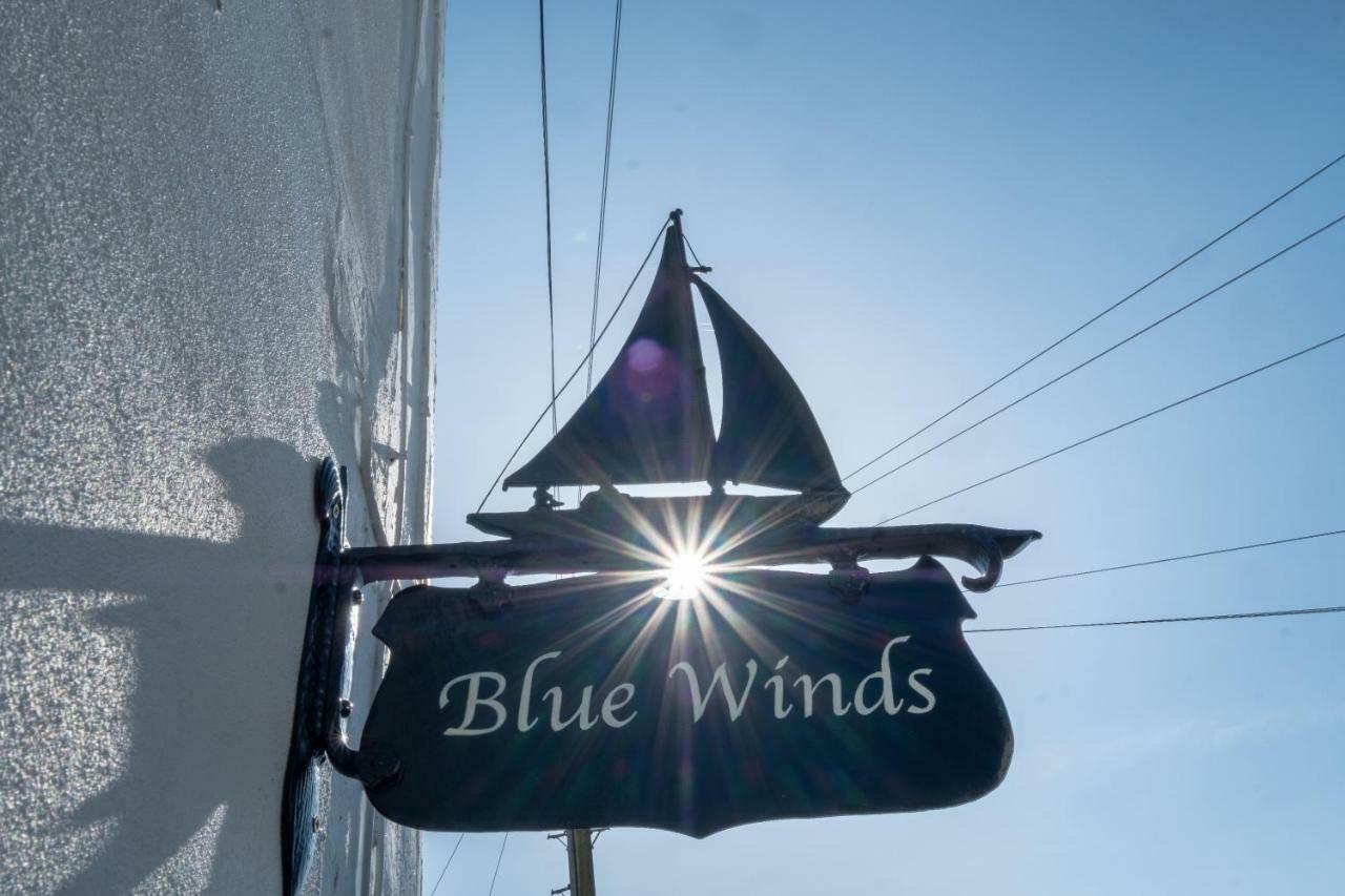 Blue Winds And Waves Apartment Cowes  Exterior photo